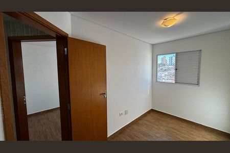 Apartamento para alugar com 100m², 2 quartos e 2 vagas Apartamento para alugar com 100m², 2 quartos e 2 vagasQuarto