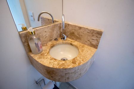 Casa de condomínio para alugar com 87m², 2 quartos e 2 vagasLavabo