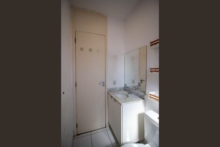 Casa de condomínio para alugar com 87m², 2 quartos e 2 vagasBanheiro