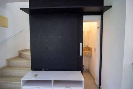 Casa de condomínio para alugar com 87m², 2 quartos e 2 vagasLavabo 
