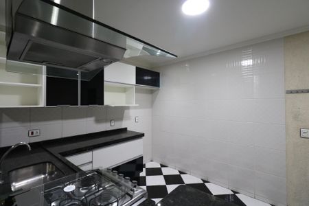 Casa para alugar com 60m², 2 quartos e 1 vaga Casa para alugar com 60m², 2 quartos e 1 vagaCozinha