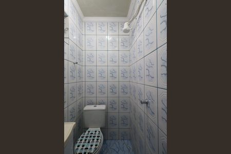 Casa para alugar com 60m², 2 quartos e 1 vaga Casa para alugar com 60m², 2 quartos e 1 vagaBanheiro da Suíte 1