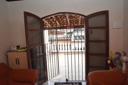porta sala que da acesso a varanda superior de casa à venda com 4 quartos, 154m² em Vila Nova Jundiainopolis, Jundiaí