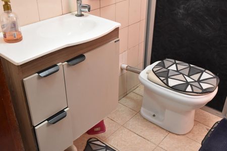 Casa à venda com 154m², 4 quartos e 2 vagasbanheiro