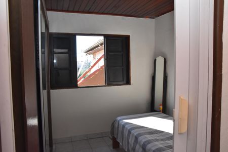 Casa à venda com 154m², 4 quartos e 2 vagasquarto 2