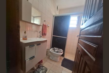Casa à venda com 154m², 4 quartos e 2 vagasbanheiro piso superior