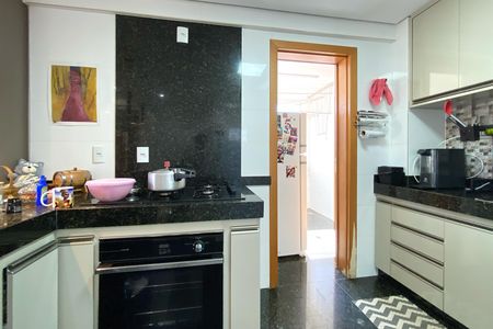 Apartamento para alugar com 90m², 3 quartos e 3 vagas Apartamento para alugar com 90m², 3 quartos e 3 vagasCozinha