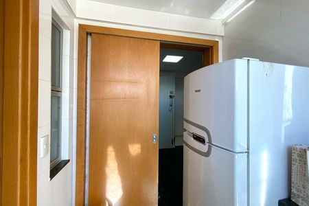 Apartamento para alugar com 90m², 3 quartos e 3 vagas Apartamento para alugar com 90m², 3 quartos e 3 vagasÁrea de Serviço