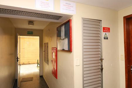Apartamento para alugar com 55m², 3 quartos e 1 vagaÁrea comum - Saguão do prédio