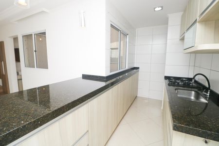 Apartamento para alugar com 100m², 2 quartos e 2 vagas Apartamento para alugar com 100m², 2 quartos e 2 vagasCozinha