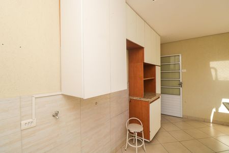 Apartamento para alugar com 100m², 2 quartos e 2 vagas Apartamento para alugar com 100m², 2 quartos e 2 vagasÁrea de Serviço