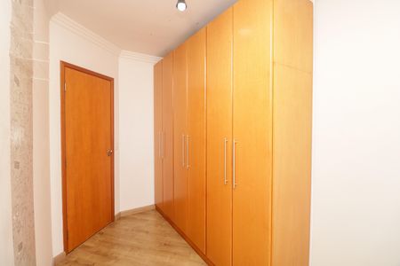Apartamento para alugar com 100m², 2 quartos e 2 vagas Apartamento para alugar com 100m², 2 quartos e 2 vagasQuarto