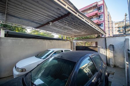 Garagem de casa para alugar com 3 quartos, 70m² em Vila da Penha, Rio de Janeiro