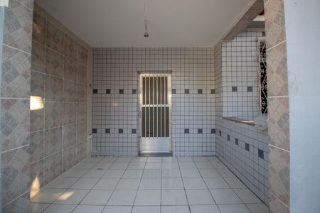 Casa para alugar com 70m², 3 quartos e 1 vaga Casa para alugar com 70m², 3 quartos e 1 vagaVaranda