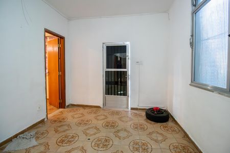 Casa para alugar com 70m², 3 quartos e 1 vaga Casa para alugar com 70m², 3 quartos e 1 vagaSala