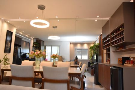 Apartamento à venda com 69m², 2 quartos e 2 vagas Apartamento à venda com 69m², 2 quartos e 2 vagassala de jantar