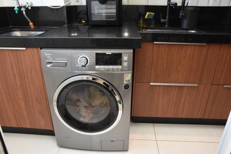 Apartamento à venda com 69m², 2 quartos e 2 vagas Apartamento à venda com 69m², 2 quartos e 2 vagasÁrea de Serviço