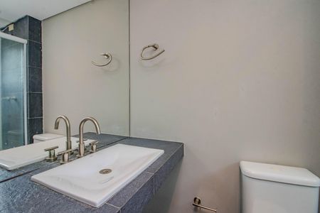 Apartamento para alugar com 205m², 3 quartos e 1 vagaBanheiro da Suíte