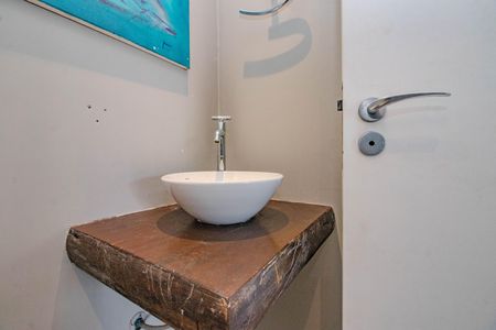 Apartamento para alugar com 205m², 3 quartos e 1 vagaLavabo da Cobertura