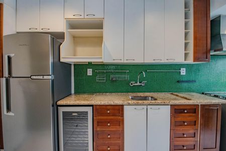 Apartamento para alugar com 205m², 3 quartos e 1 vagaCozinha