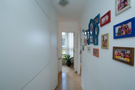 Casa à venda com 115m², 3 quartos e 2 vagas Casa à venda com 115m², 3 quartos e 2 vagasCORREDOR