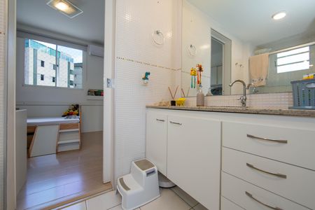Casa à venda com 115m², 3 quartos e 2 vagas Casa à venda com 115m², 3 quartos e 2 vagasBANHEIRO2