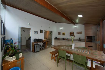 Casa à venda com 115m², 3 quartos e 2 vagas Casa à venda com 115m², 3 quartos e 2 vagasESPACO GOURMET