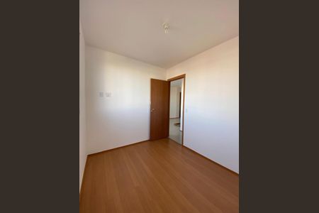 Quarto 2 de apartamento para alugar com 2 quartos, 50m² em Chacaras Dona Ge, Goiânia