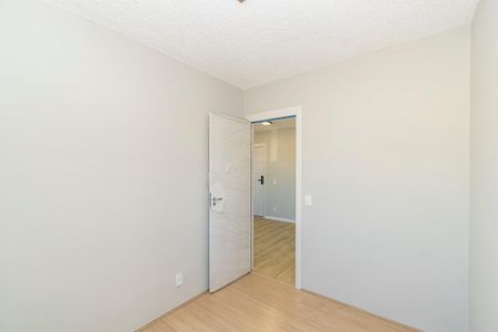 Quarto 1 de apartamento à venda com 2 quartos, 46m² em Ramos, Rio de Janeiro