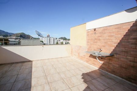 Casa à venda com 120m², 4 quartos e 2 vagasTerraço
