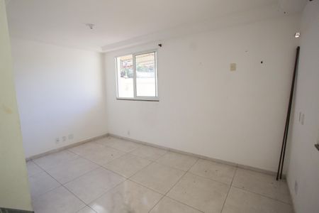Casa à venda com 120m², 4 quartos e 2 vagasSala