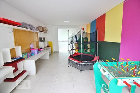 Apartamento para alugar com 65m², 2 quartos e 1 vaga Apartamento para alugar com 65m², 2 quartos e 1 vagaÁrea comum - Brinquedoteca