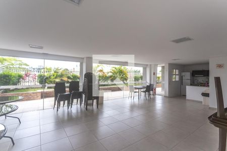 Apartamento para alugar com 65m², 2 quartos e 1 vaga Apartamento para alugar com 65m², 2 quartos e 1 vagaÁrea comum - Salão de festas