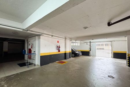 Apartamento para alugar com 65m², 2 quartos e 1 vaga Apartamento para alugar com 65m², 2 quartos e 1 vagaGaragem