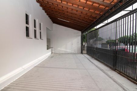 Casa para alugar com 120m², 2 quartos e 1 vaga Casa para alugar com 120m², 2 quartos e 1 vagaGaragem