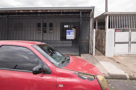 Casa para alugar com 120m², 2 quartos e 1 vaga Casa para alugar com 120m², 2 quartos e 1 vagaFachada
