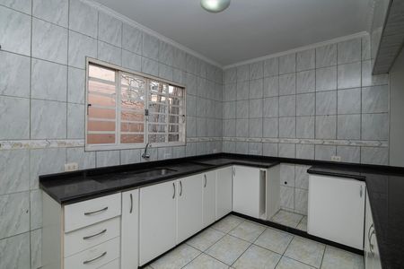 Casa para alugar com 120m², 2 quartos e 1 vaga Casa para alugar com 120m², 2 quartos e 1 vagaCozinha