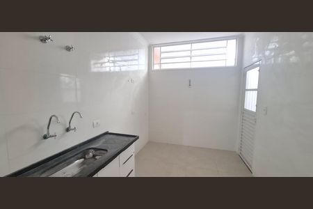 Cozinha  de casa para alugar com 3 quartos, 175m² em Jardim Macedo, Ribeirão Preto