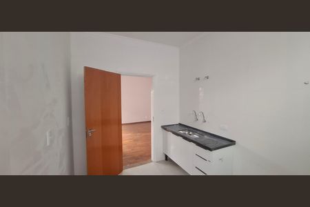 Cozinha  de casa para alugar com 3 quartos, 175m² em Jardim Macedo, Ribeirão Preto