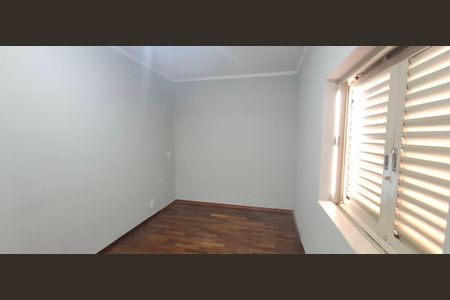 Casa para alugar com 175m², 3 quartos e 2 vagas Casa para alugar com 175m², 3 quartos e 2 vagasQuarto 1