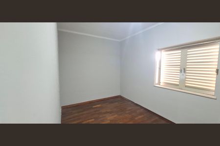Casa para alugar com 175m², 3 quartos e 2 vagas Casa para alugar com 175m², 3 quartos e 2 vagasQuarto 1