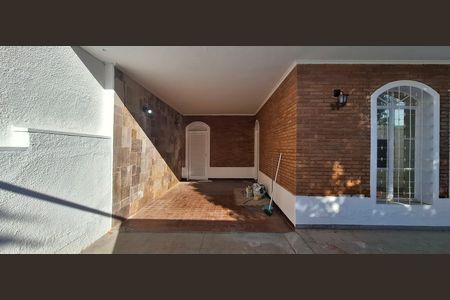 Casa para alugar com 3 quartos, 175m² em Jardim Macedo, Ribeirão Preto