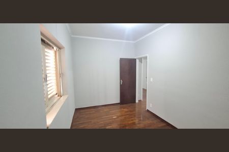 Casa para alugar com 175m², 3 quartos e 2 vagas Casa para alugar com 175m², 3 quartos e 2 vagasQuarto 1