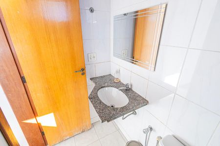 Apartamento para alugar com 120m², 2 quartos e 2 vagas Apartamento para alugar com 120m², 2 quartos e 2 vagasBanheiro