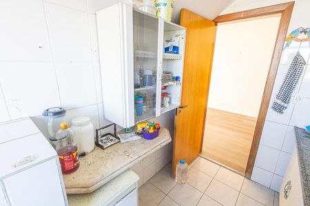 Apartamento para alugar com 120m², 2 quartos e 2 vagas Apartamento para alugar com 120m², 2 quartos e 2 vagasCozinha