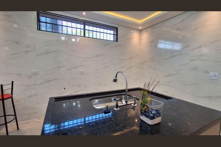 Casa à venda com 136m², 3 quartos e 1 vaga Casa à venda com 136m², 3 quartos e 1 vagaCozinha
