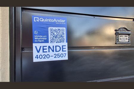 Casa à venda com 136m², 3 quartos e 1 vaga Casa à venda com 136m², 3 quartos e 1 vagaPlaquinha