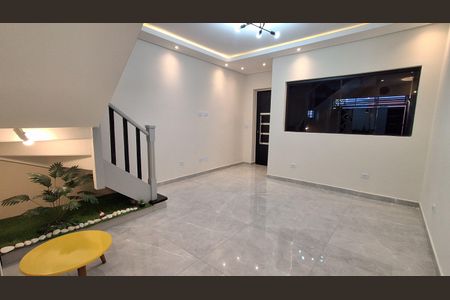 Casa à venda com 136m², 3 quartos e 1 vaga Casa à venda com 136m², 3 quartos e 1 vagaSala