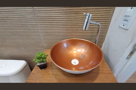 Casa à venda com 136m², 3 quartos e 1 vaga Casa à venda com 136m², 3 quartos e 1 vagaBanheiro Suíte 1