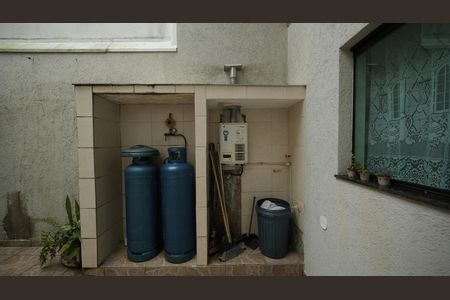 Quintal de casa à venda com 4 quartos, 275m² em Vila Valparaíso, Santo André